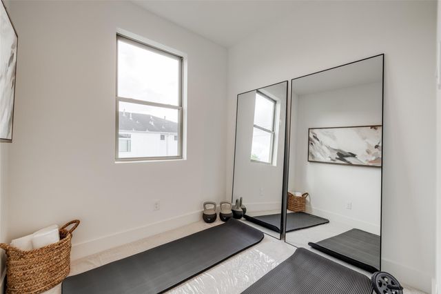 1312 Castle Court B, Houston, TX 77006