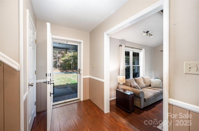 302 Nottingham Way, Wadesboro, NC 28170