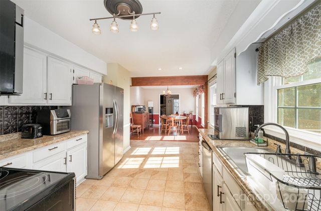 302 Nottingham Way, Wadesboro, NC 28170