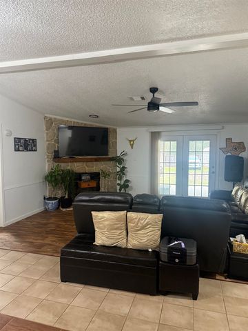 7440 CR 374, Winona, TX 75792
