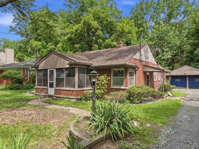 20212 Mada Avenue, Southfield, MI 48075