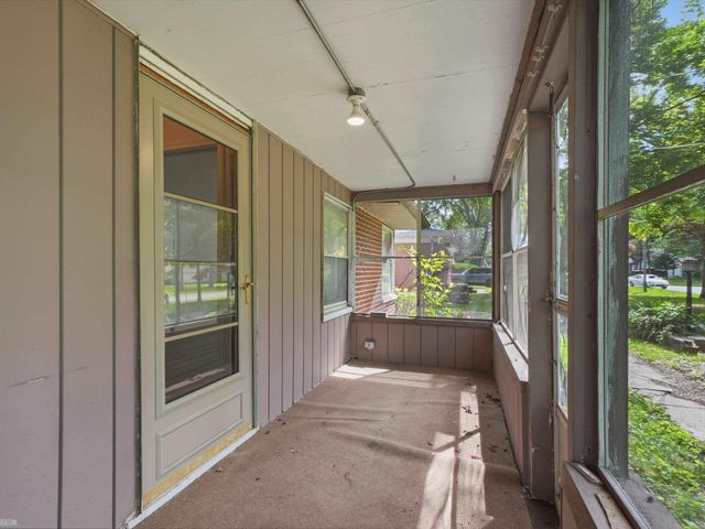 20212 Mada Avenue, Southfield, MI 48075