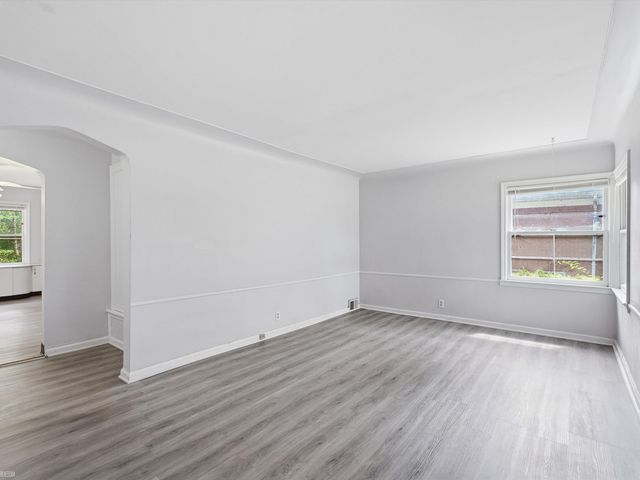 20212 Mada Avenue, Southfield, MI 48075
