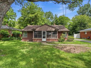 20212 Mada Avenue, Southfield, MI 48075
