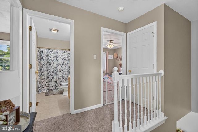 325 SHOOP LN, Halifax, PA 17032