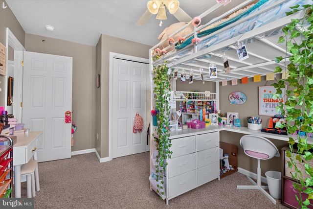 325 SHOOP LN, Halifax, PA 17032