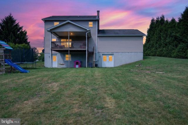325 SHOOP LN, Halifax, PA 17032