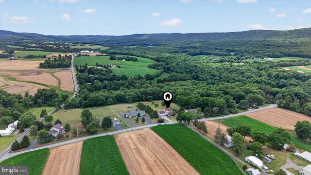 325 SHOOP LN, Halifax, PA 17032