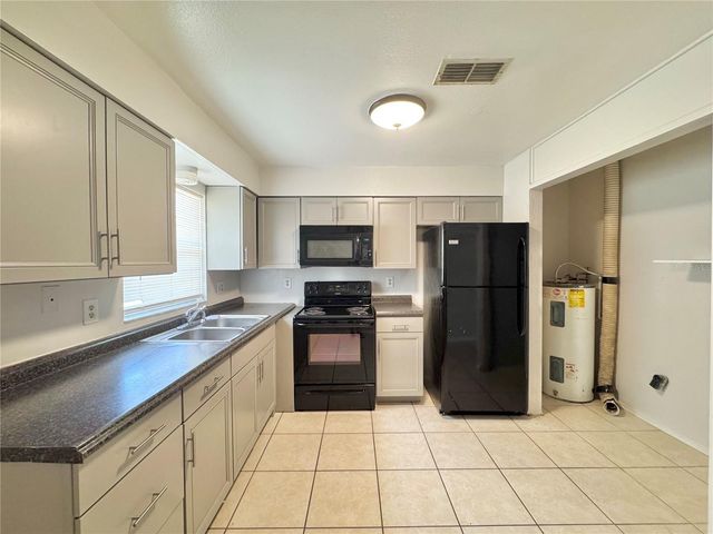 5667 STRUTHERS COURT, Winter Haven, FL 33884