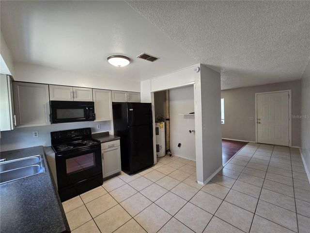 5667 STRUTHERS COURT, Winter Haven, FL 33884