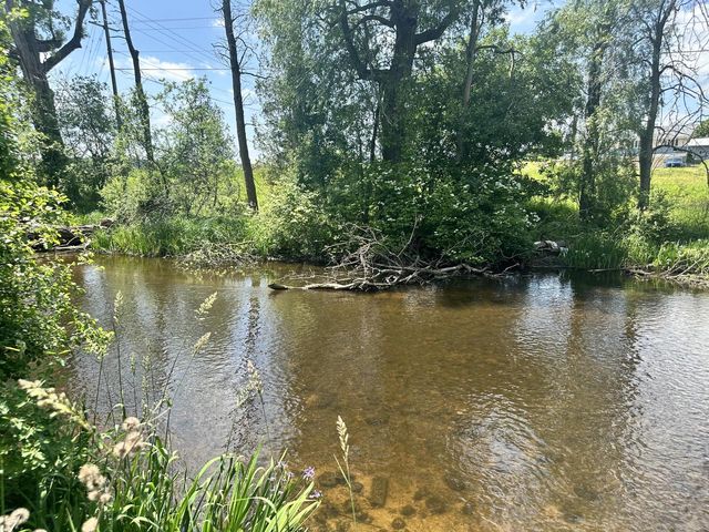 N6282 River Heights DRIVE, Plymouth, WI 53073