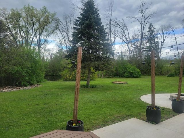 N6282 River Heights DRIVE, Plymouth, WI 53073