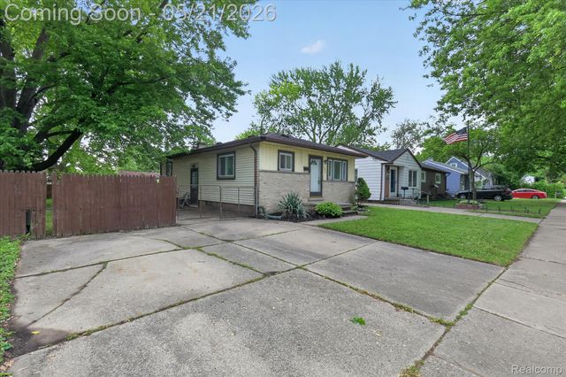 5957 John Daly Street, Taylor, MI 48180