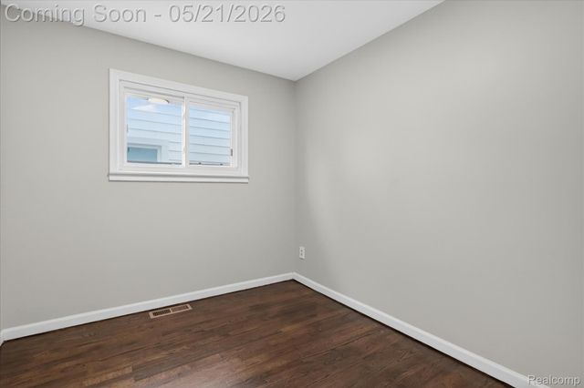 5957 John Daly Street, Taylor, MI 48180
