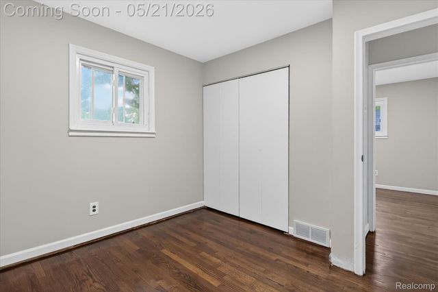 5957 John Daly Street, Taylor, MI 48180
