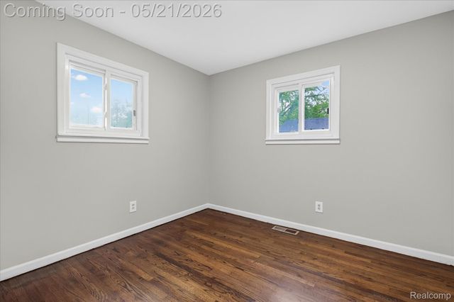 5957 John Daly Street, Taylor, MI 48180