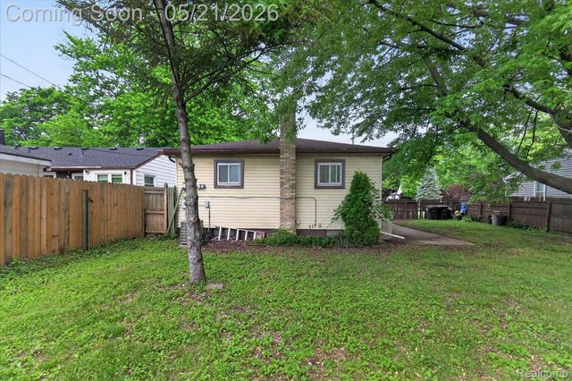 5957 John Daly Street, Taylor, MI 48180