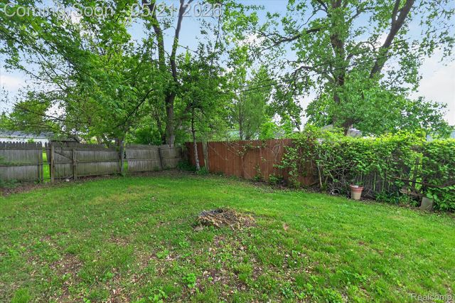 5957 John Daly Street, Taylor, MI 48180