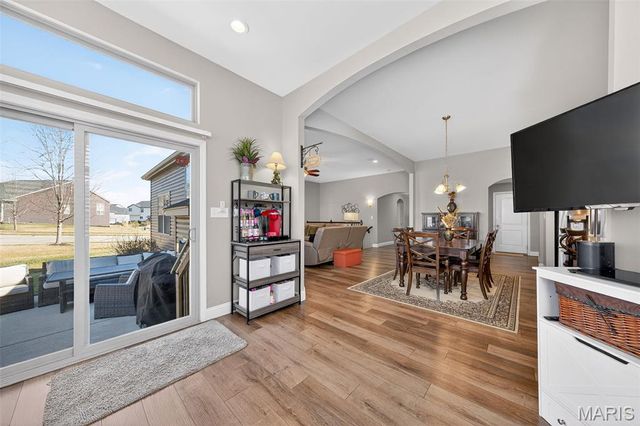 113 Far Meadow Drive, Lake St Louis, MO 63367