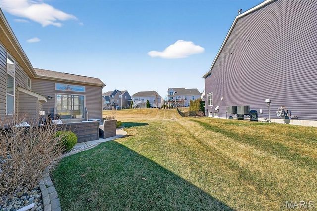 113 Far Meadow Drive, Lake St Louis, MO 63367