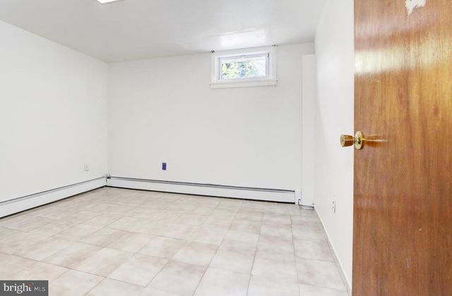 216 GRAY, Egg Harbor Township, NJ 08234