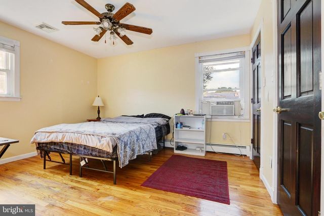 216 GRAY, Egg Harbor Township, NJ 08234