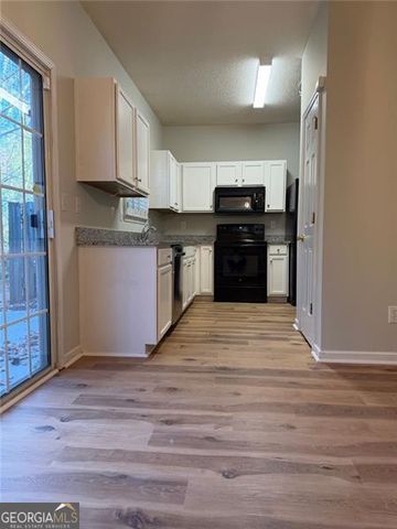 924 MAGNOLIA LEAF Drive, Woodstock, GA 30188