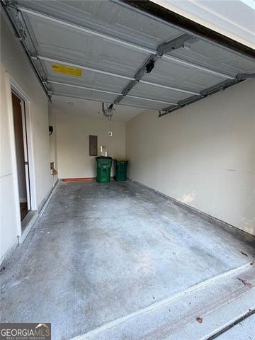 924 MAGNOLIA LEAF Drive, Woodstock, GA 30188