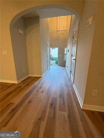 924 MAGNOLIA LEAF Drive, Woodstock, GA 30188