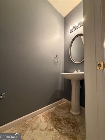 924 MAGNOLIA LEAF Drive, Woodstock, GA 30188