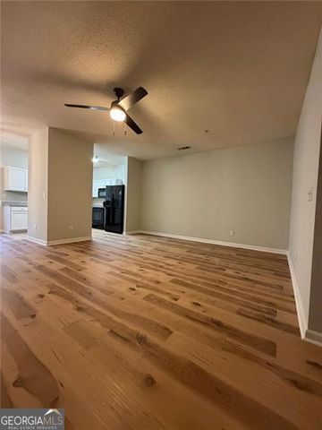 924 MAGNOLIA LEAF Drive, Woodstock, GA 30188