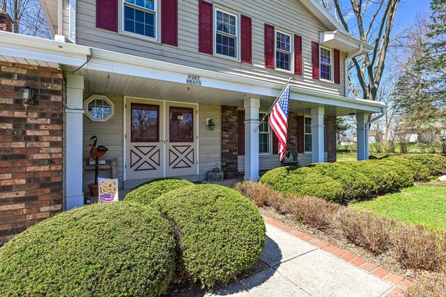 W287N6575 Hibritten WAY, Hartland, WI 53029