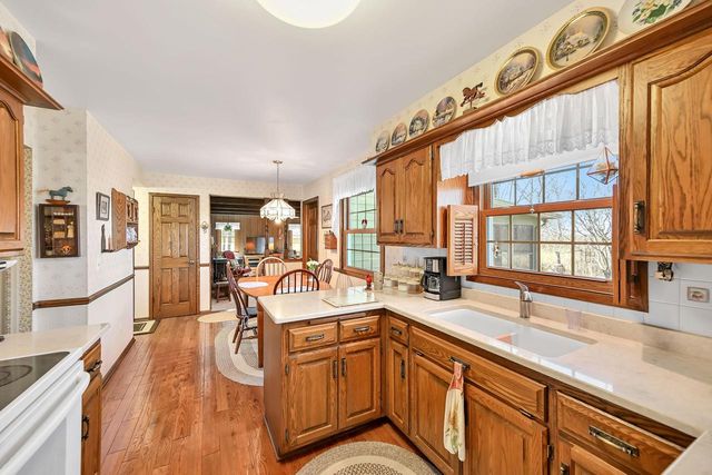 W287N6575 Hibritten WAY, Hartland, WI 53029