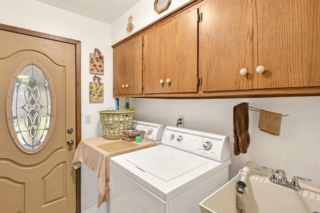 W287N6575 Hibritten WAY, Hartland, WI 53029