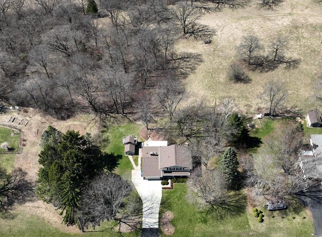 W287N6575 Hibritten WAY, Hartland, WI 53029