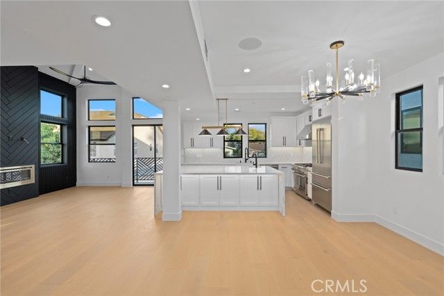 110 S Irena Avenue B, Redondo Beach, CA 90277