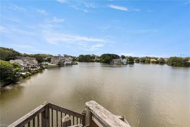 251 Lake DR, Virginia Beach, VA 23451