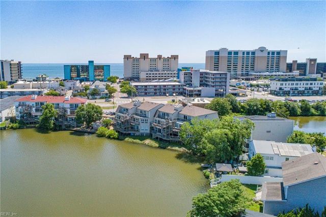 251 Lake DR, Virginia Beach, VA 23451