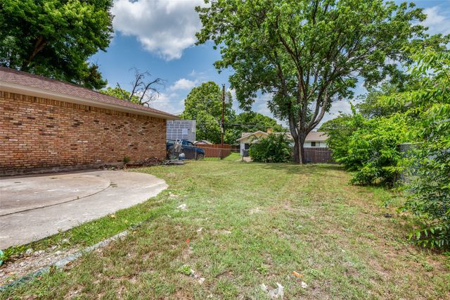 1515 Oak Meadows Drive, Dallas, TX 75232