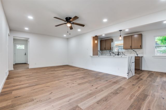 1515 Oak Meadows Drive, Dallas, TX 75232