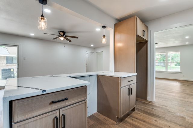 1515 Oak Meadows Drive, Dallas, TX 75232