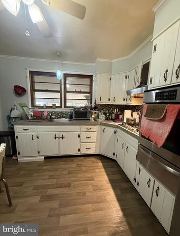 211 KENTUCKY TRL, Browns Mills, NJ 08015