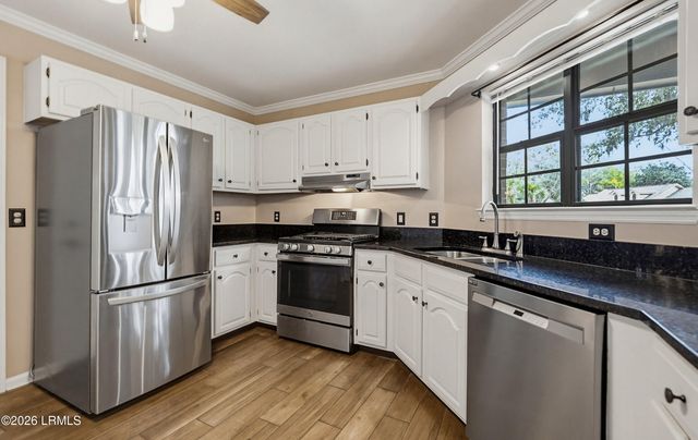 1037 Otter Circle, Beaufort, SC 29902