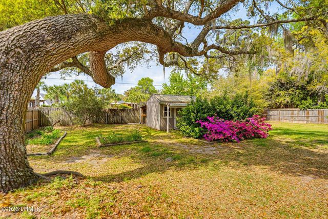 1037 Otter Circle, Beaufort, SC 29902