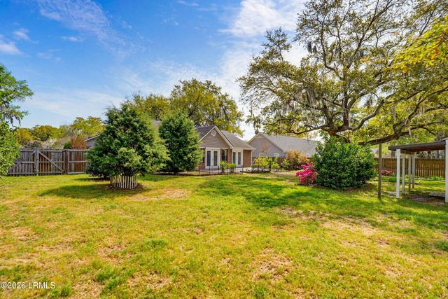 1037 Otter Circle, Beaufort, SC 29902