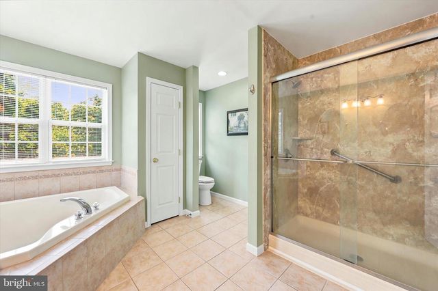 108 COOPER HAWK DR, Coatesville, PA 19320
