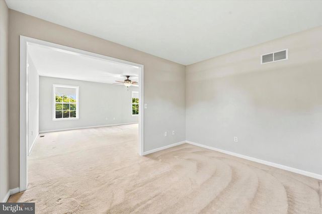 108 COOPER HAWK DR, Coatesville, PA 19320