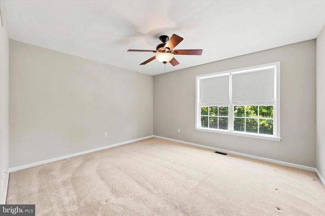 108 COOPER HAWK DR, Coatesville, PA 19320