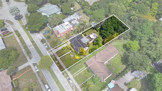 467 NE 129th St, North Miami, FL 33161