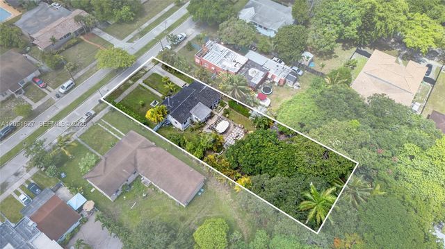467 NE 129th St, North Miami, FL 33161